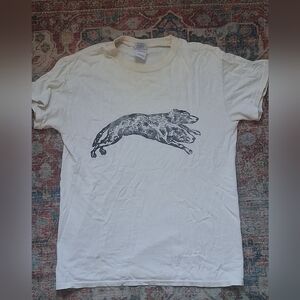 Leaping Dog Graphic T-Shirt - Cream